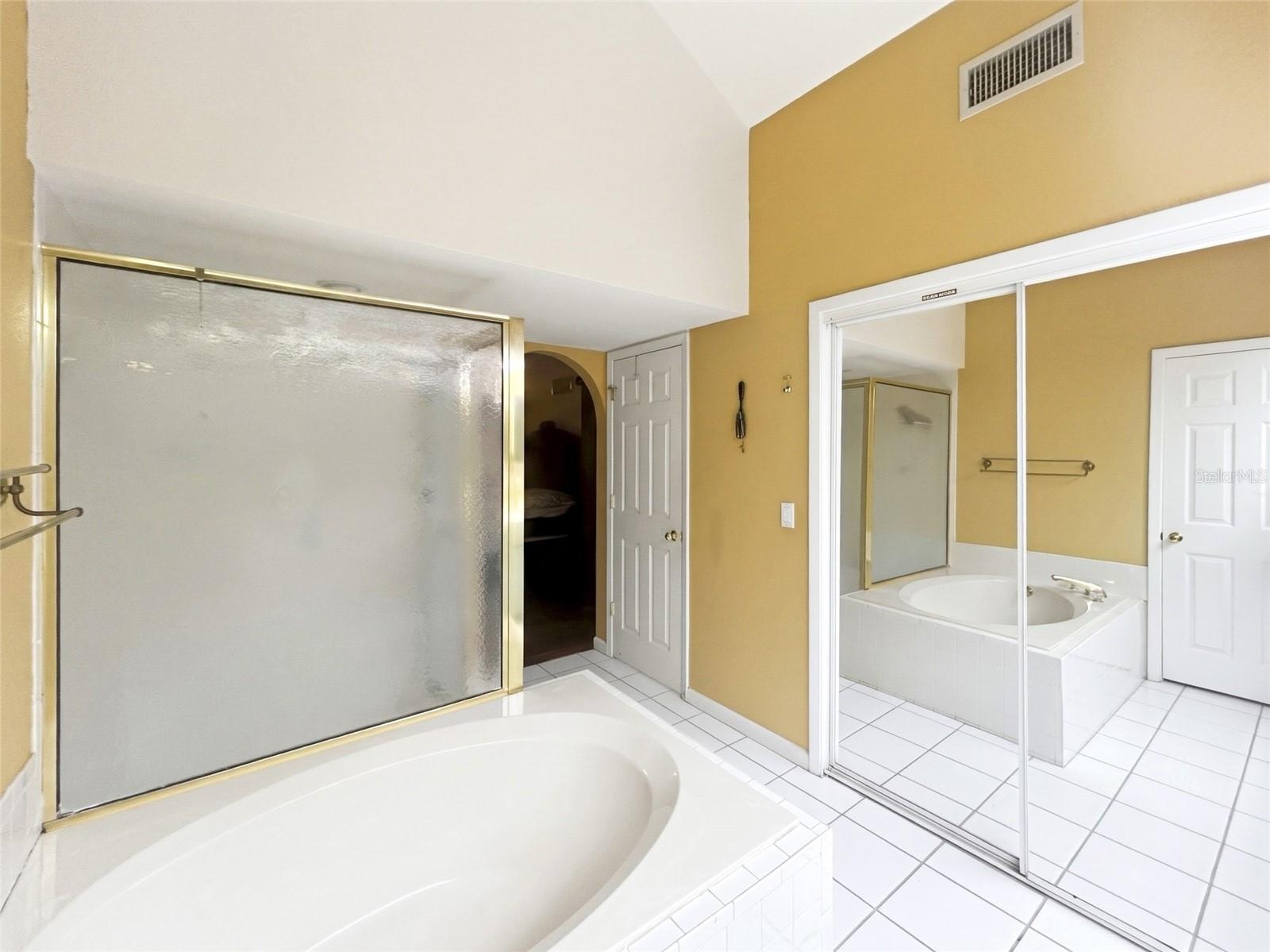 936 ALLEGRO LN — photo 17