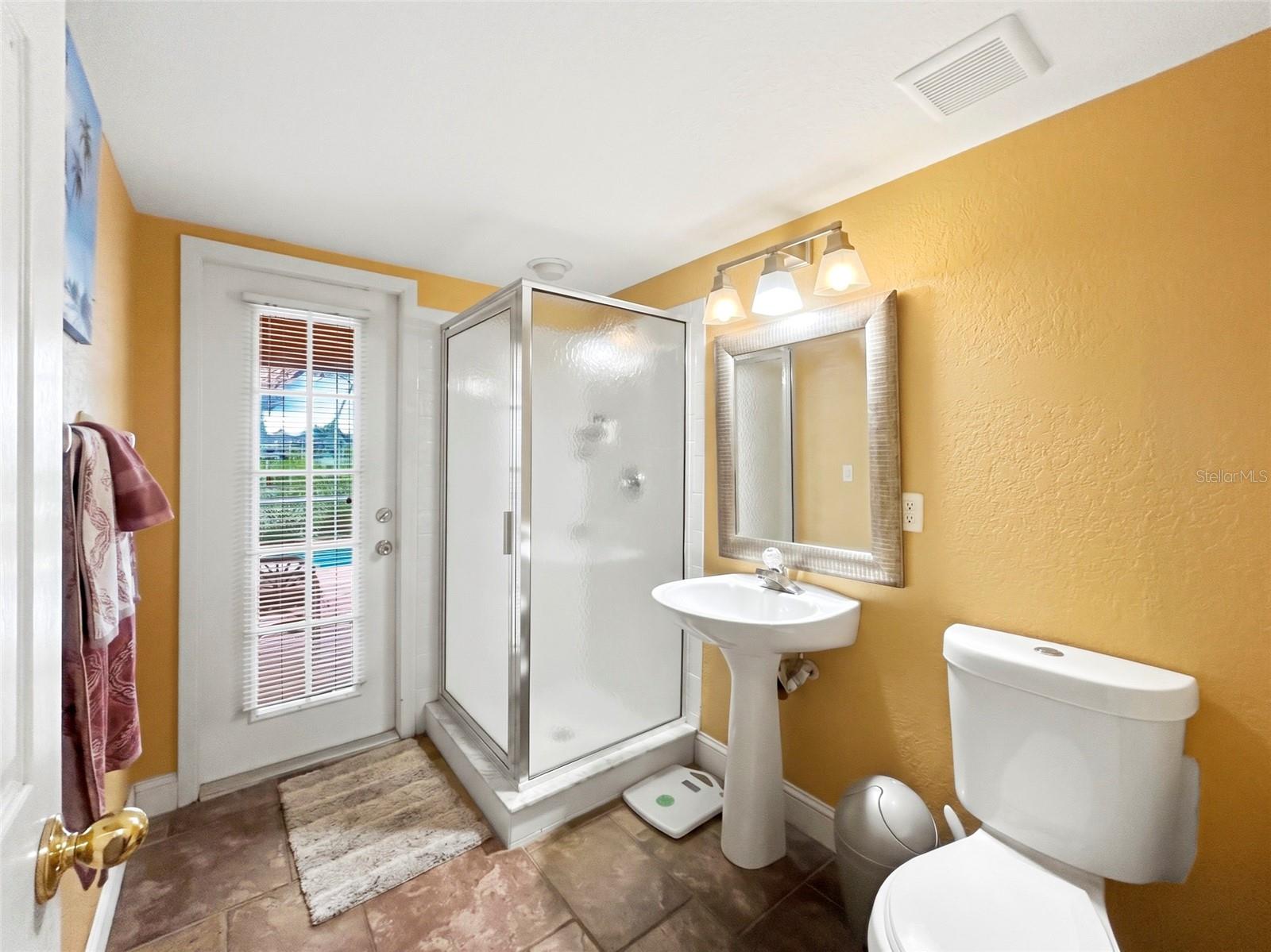 936 ALLEGRO LN — photo 15