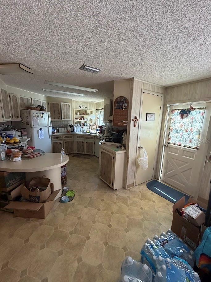 833 JOLANDA CIR — photo 66