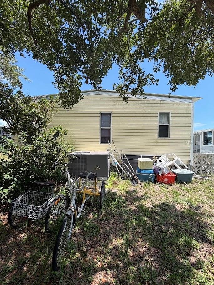 833 JOLANDA CIR — photo 29