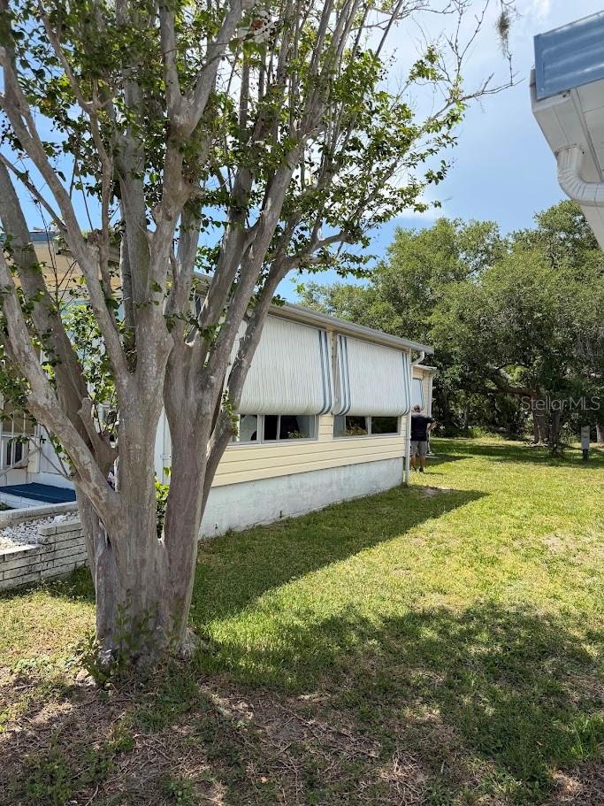 833 JOLANDA CIR — photo 15