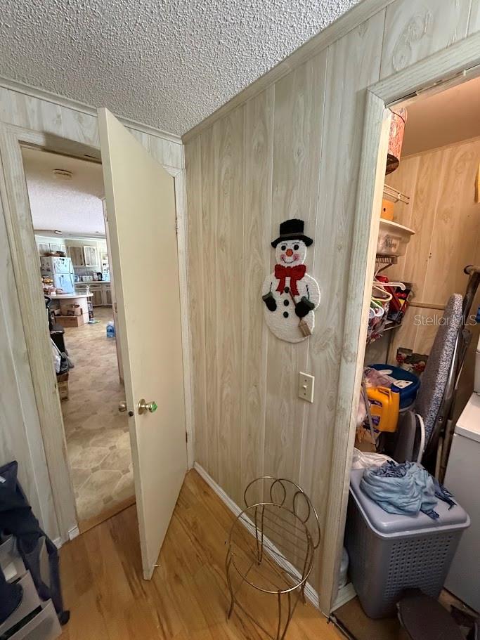 833 JOLANDA CIR — photo 82