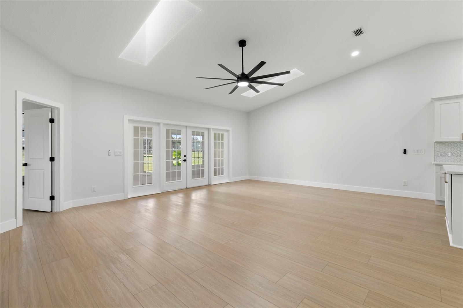 6549 BRENTWOOD DR — photo 6