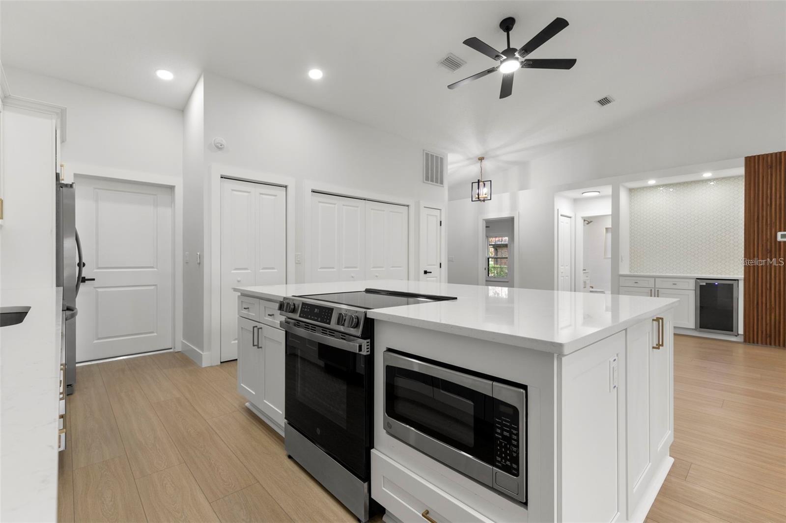 6549 BRENTWOOD DR — photo 13