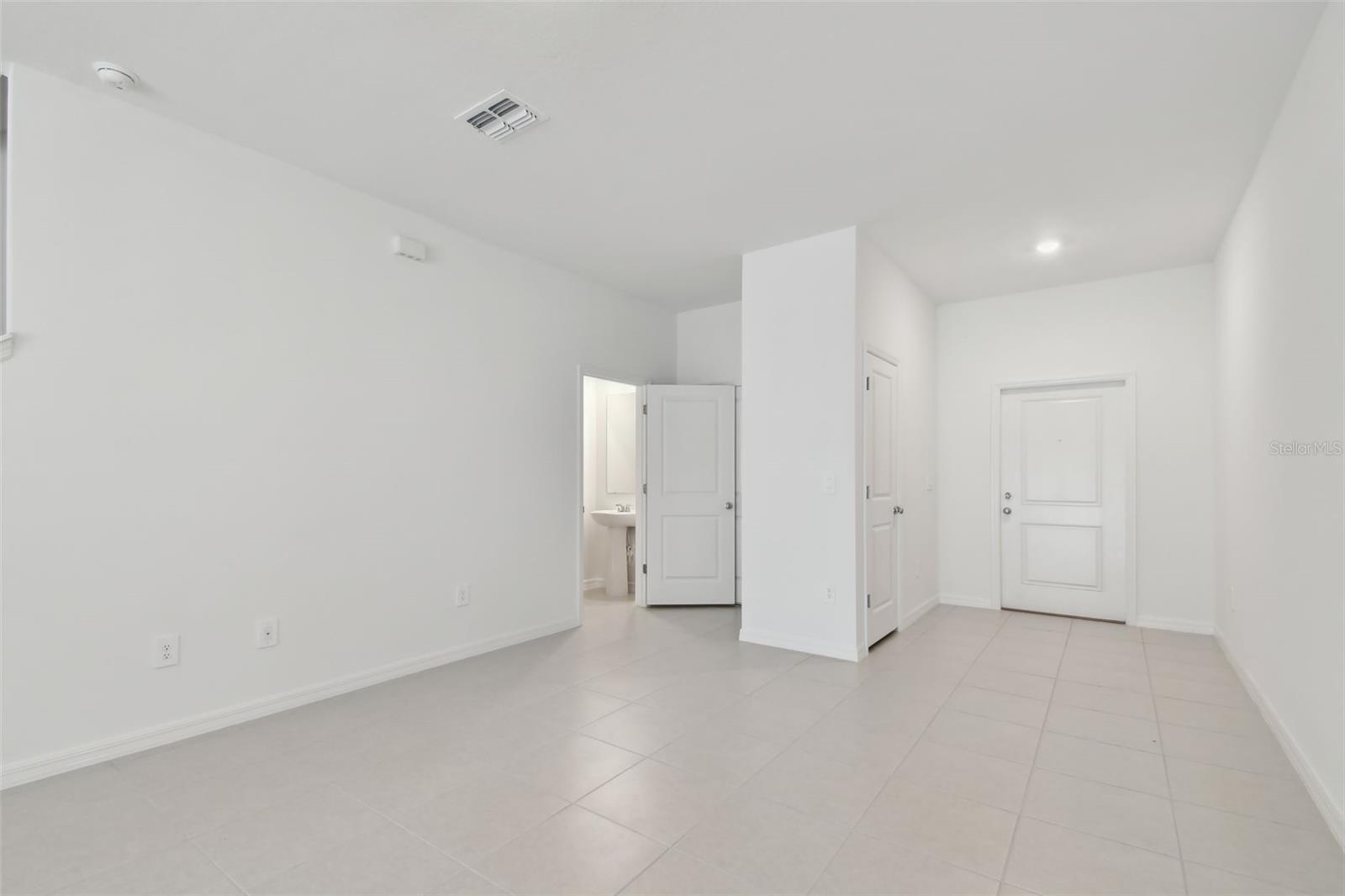 2665 BUTTERCUP LUCINE LN — photo 7