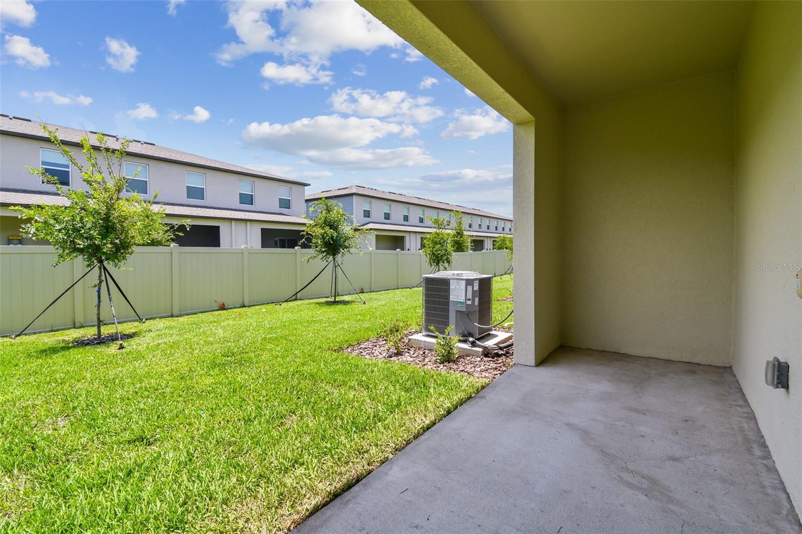 2665 BUTTERCUP LUCINE LN — photo 45