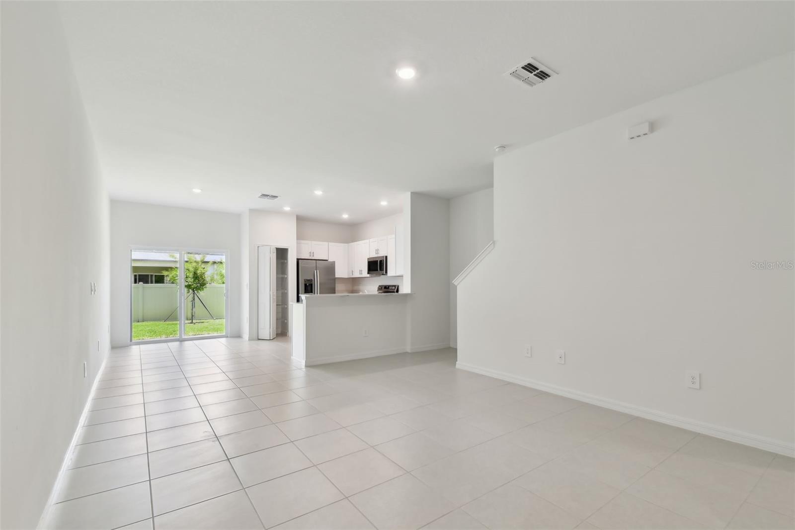 2665 BUTTERCUP LUCINE LN — photo 6