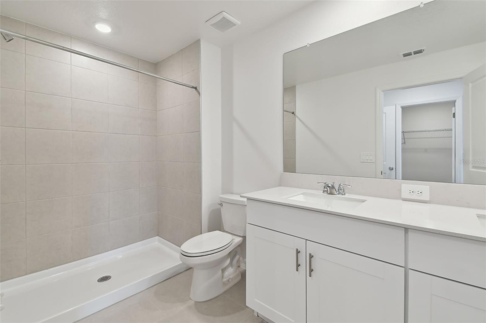 2665 BUTTERCUP LUCINE LN — photo 29