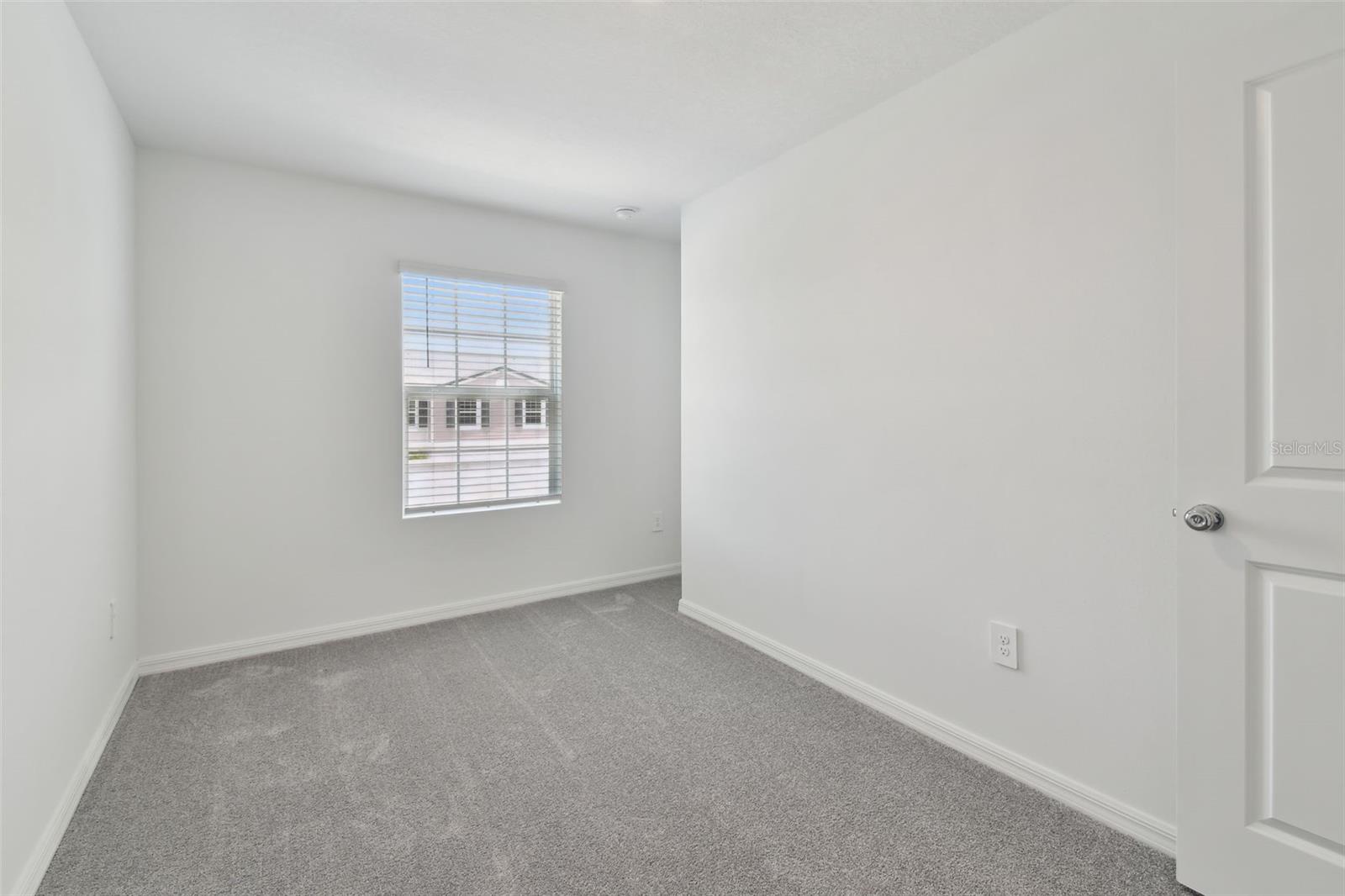 2665 BUTTERCUP LUCINE LN — photo 42