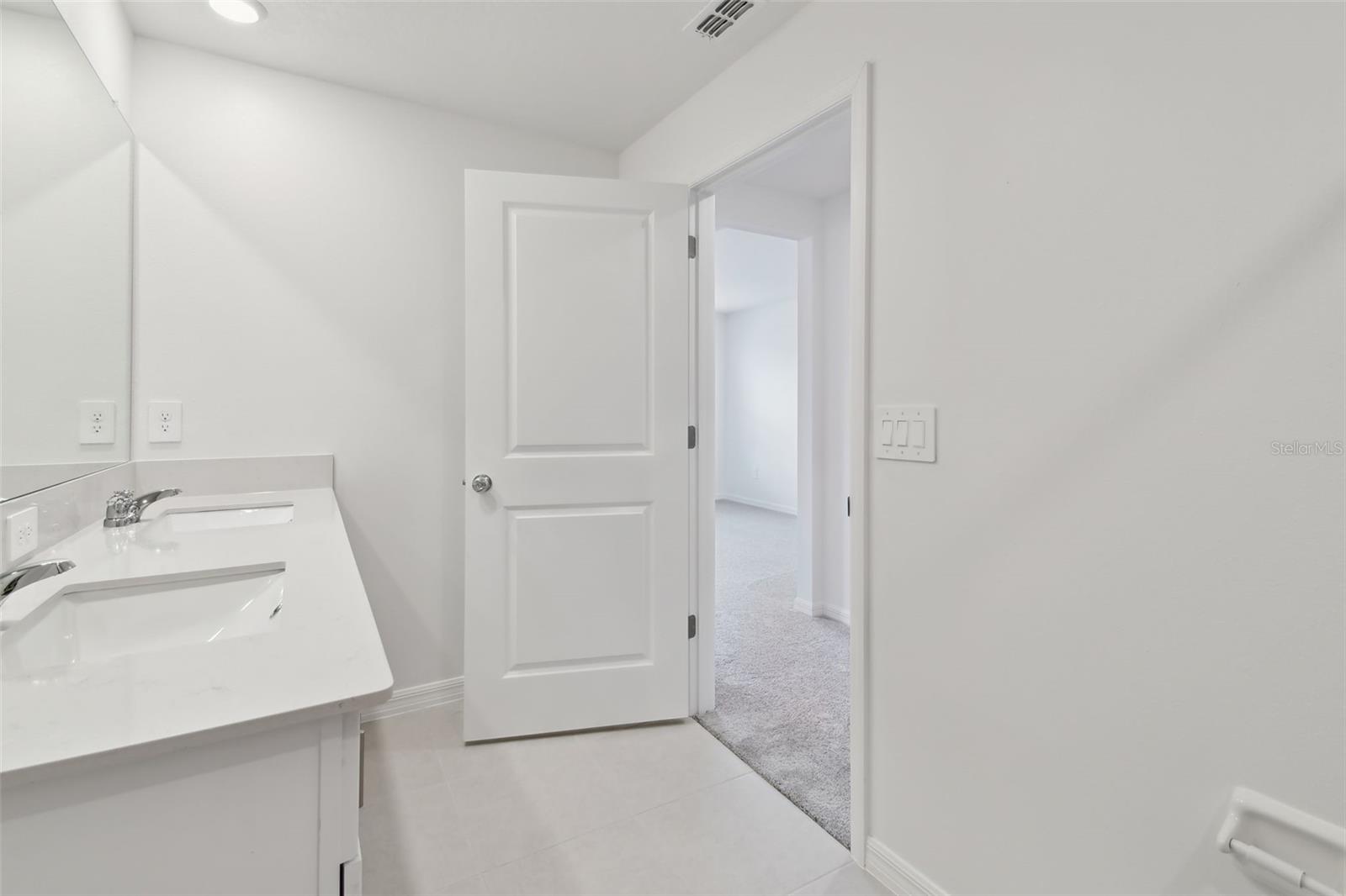 2665 BUTTERCUP LUCINE LN — photo 30