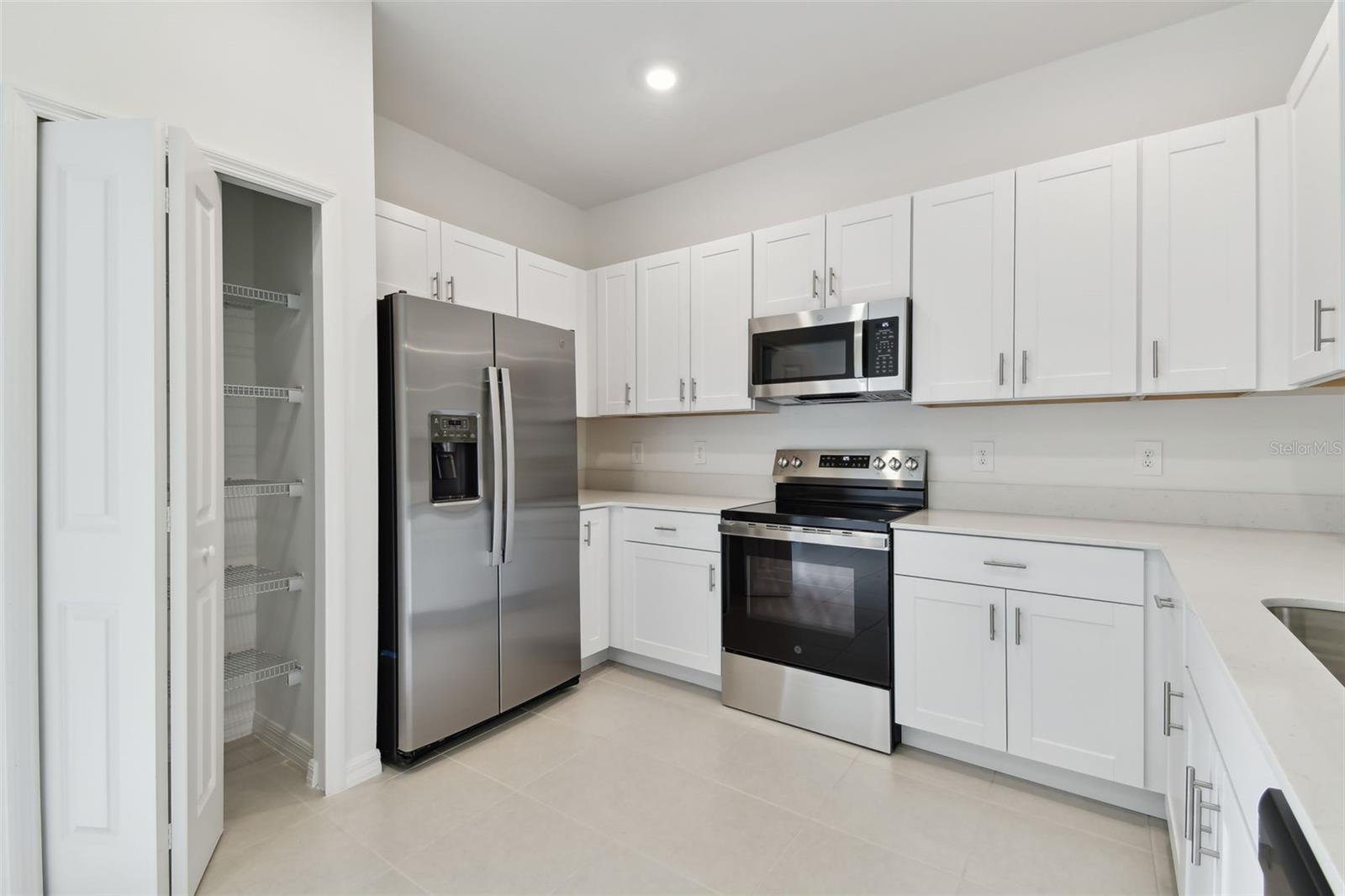2665 BUTTERCUP LUCINE LN — photo 14
