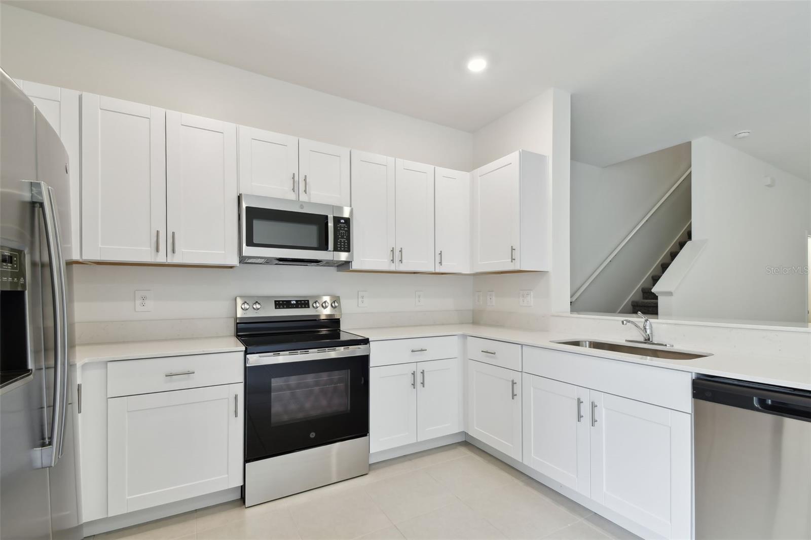 2665 BUTTERCUP LUCINE LN — photo 15