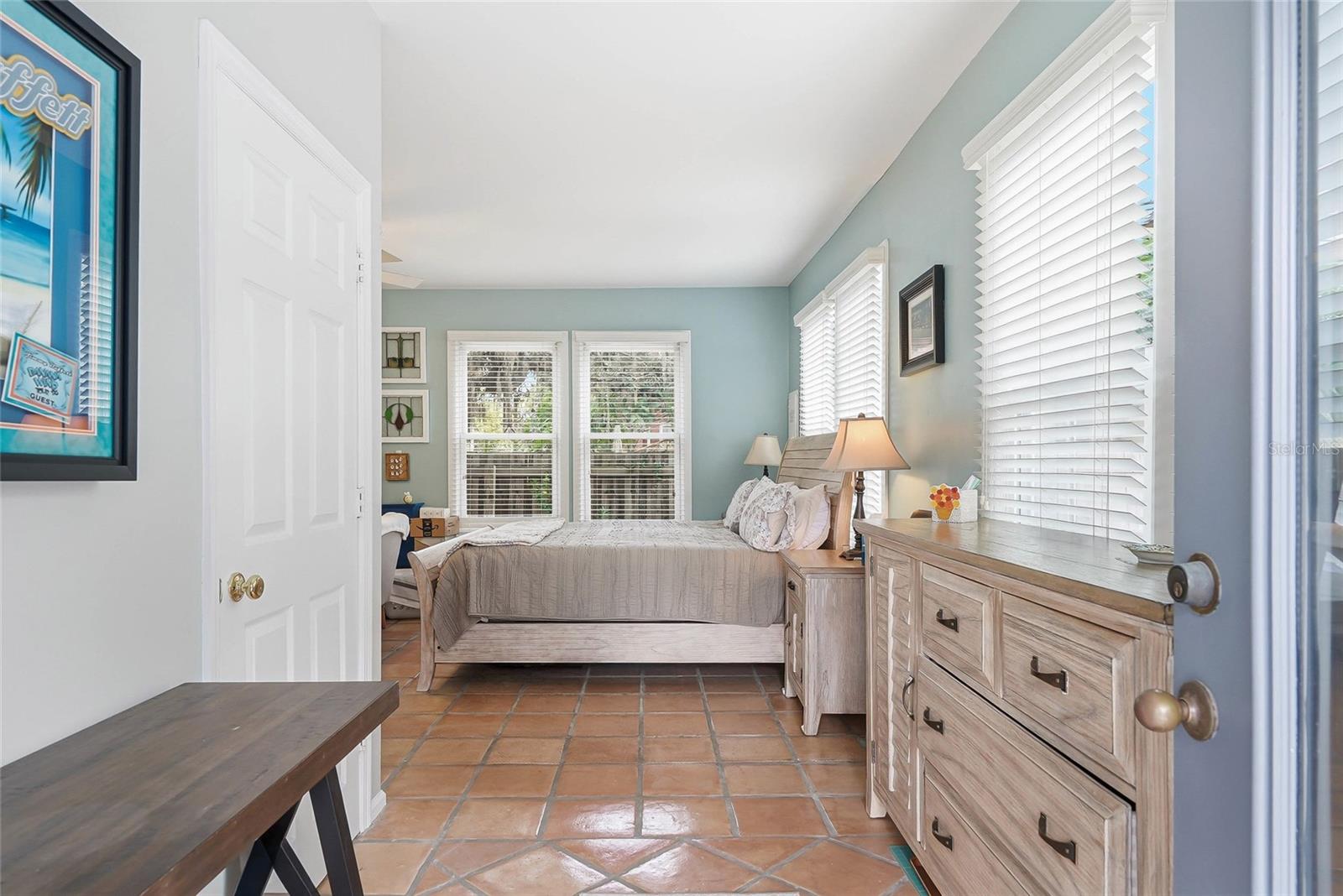 1706 W JETTON AVE — photo 58