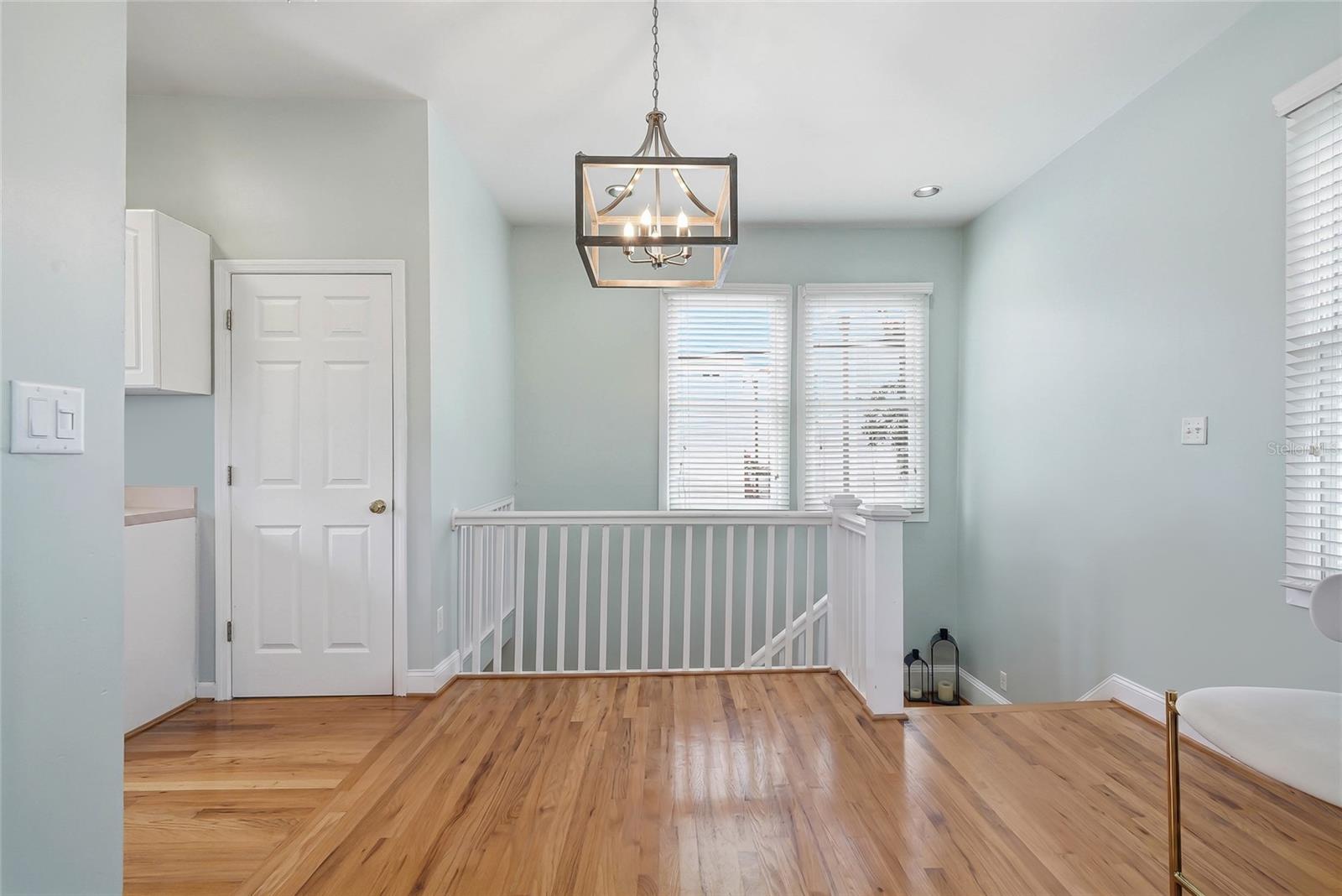 1706 W JETTON AVE — photo 55