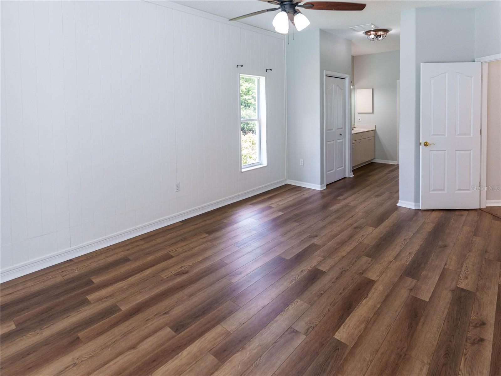 8153 BAYTREE DR — photo 22