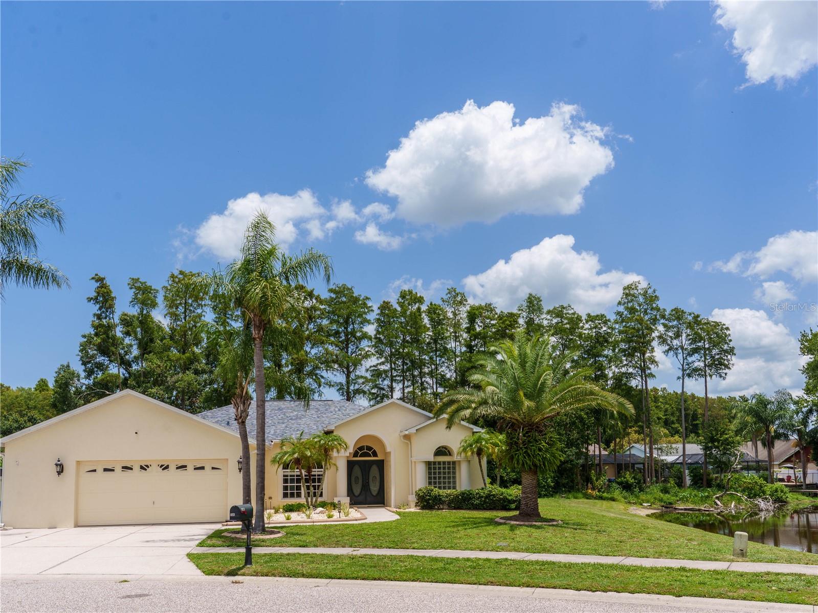 8153 BAYTREE DR — photo 47