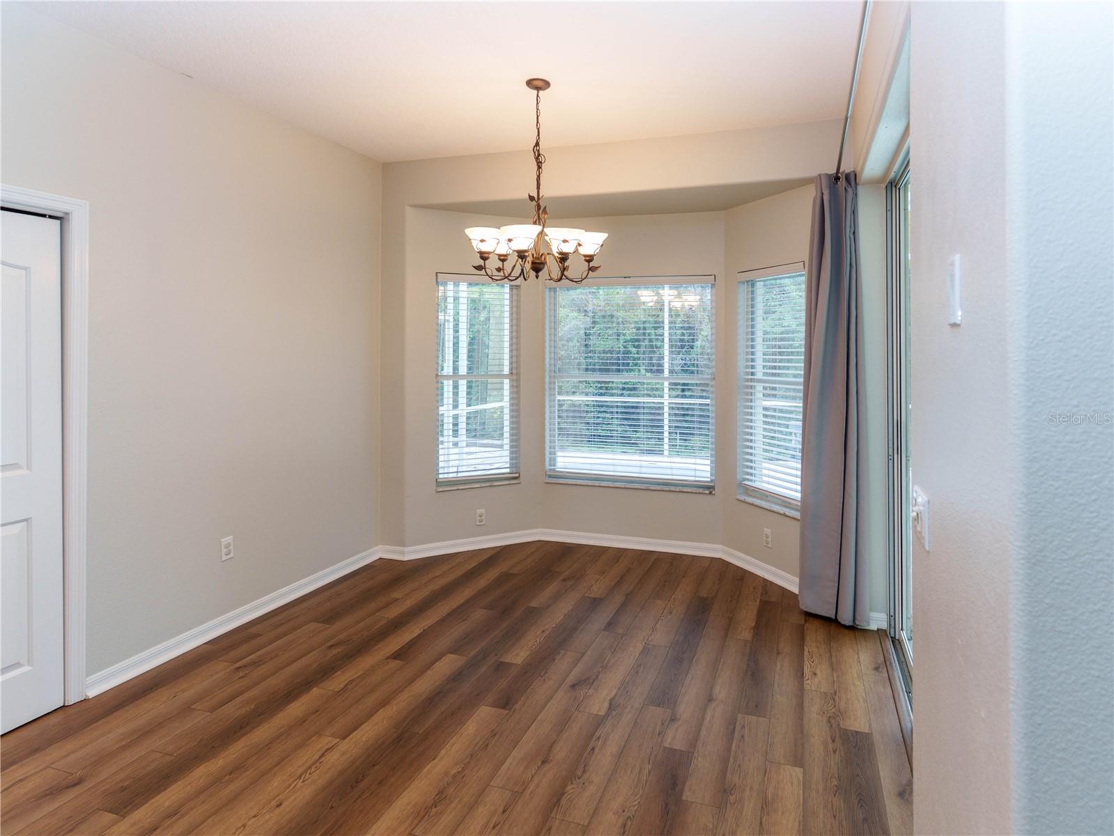 8153 BAYTREE DR — photo 13