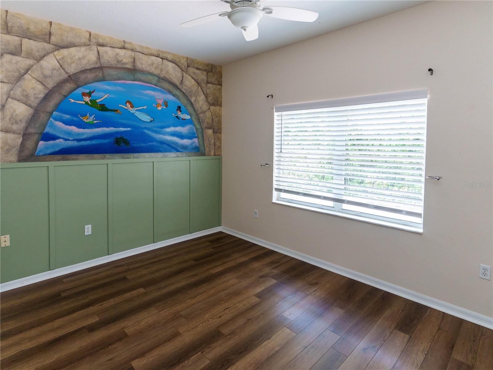 8153 BAYTREE DR — photo 38