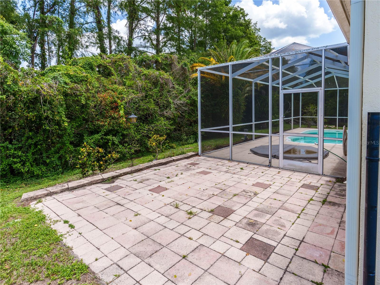 8153 BAYTREE DR — photo 51