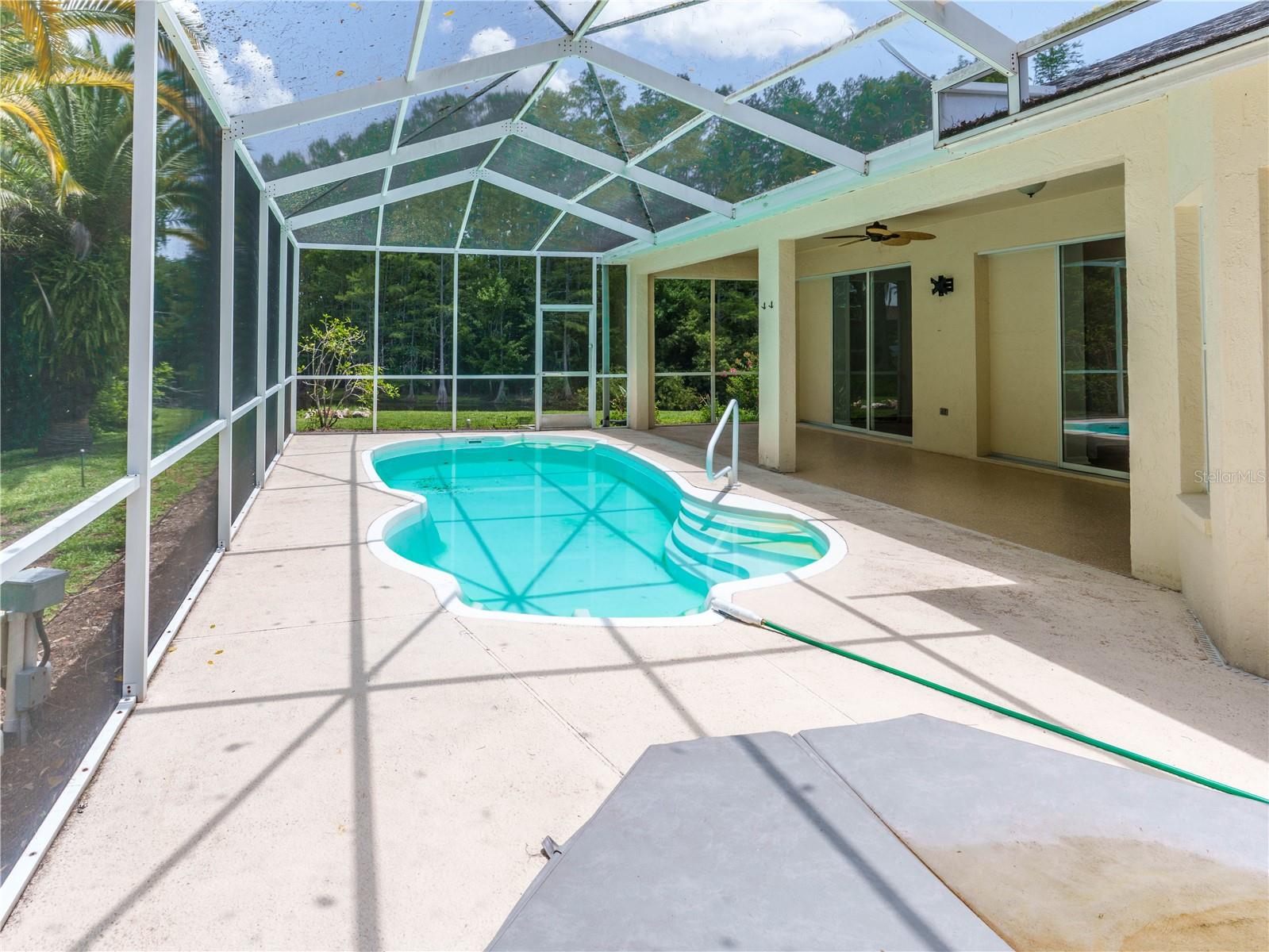 8153 BAYTREE DR — photo 21