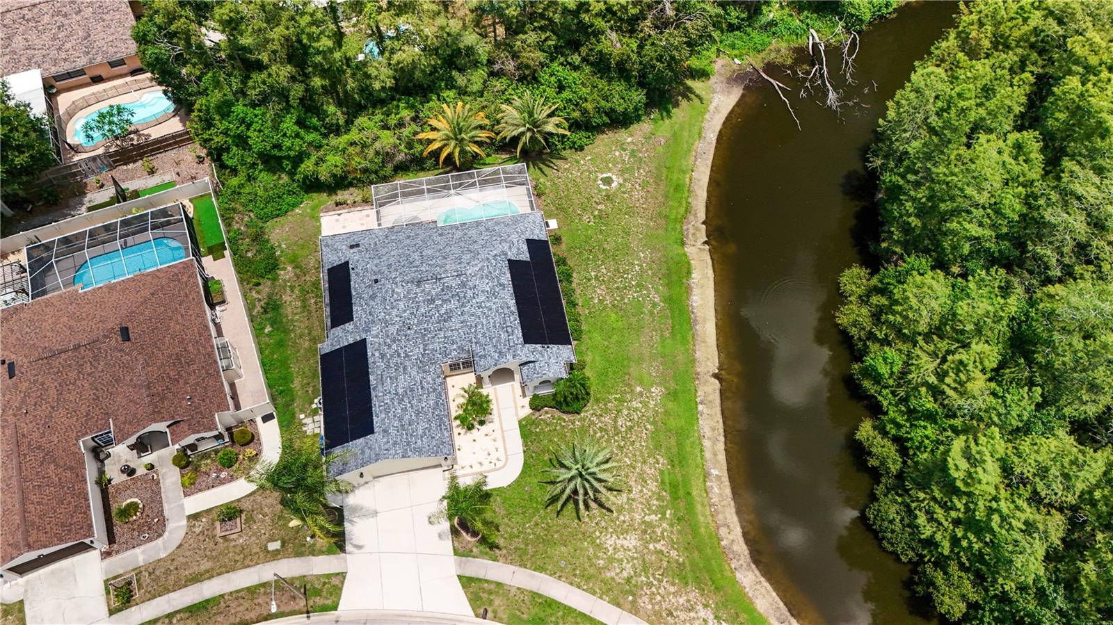8153 BAYTREE DR — photo 52