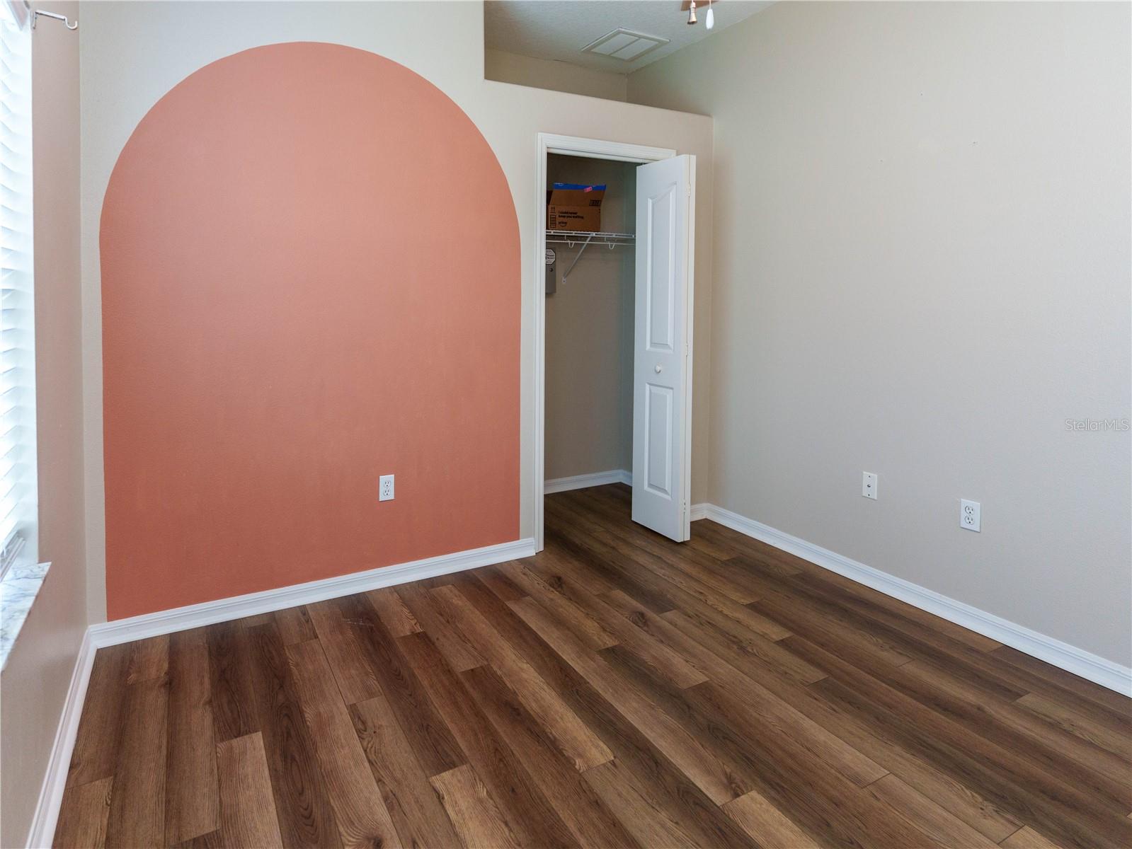 8153 BAYTREE DR — photo 37
