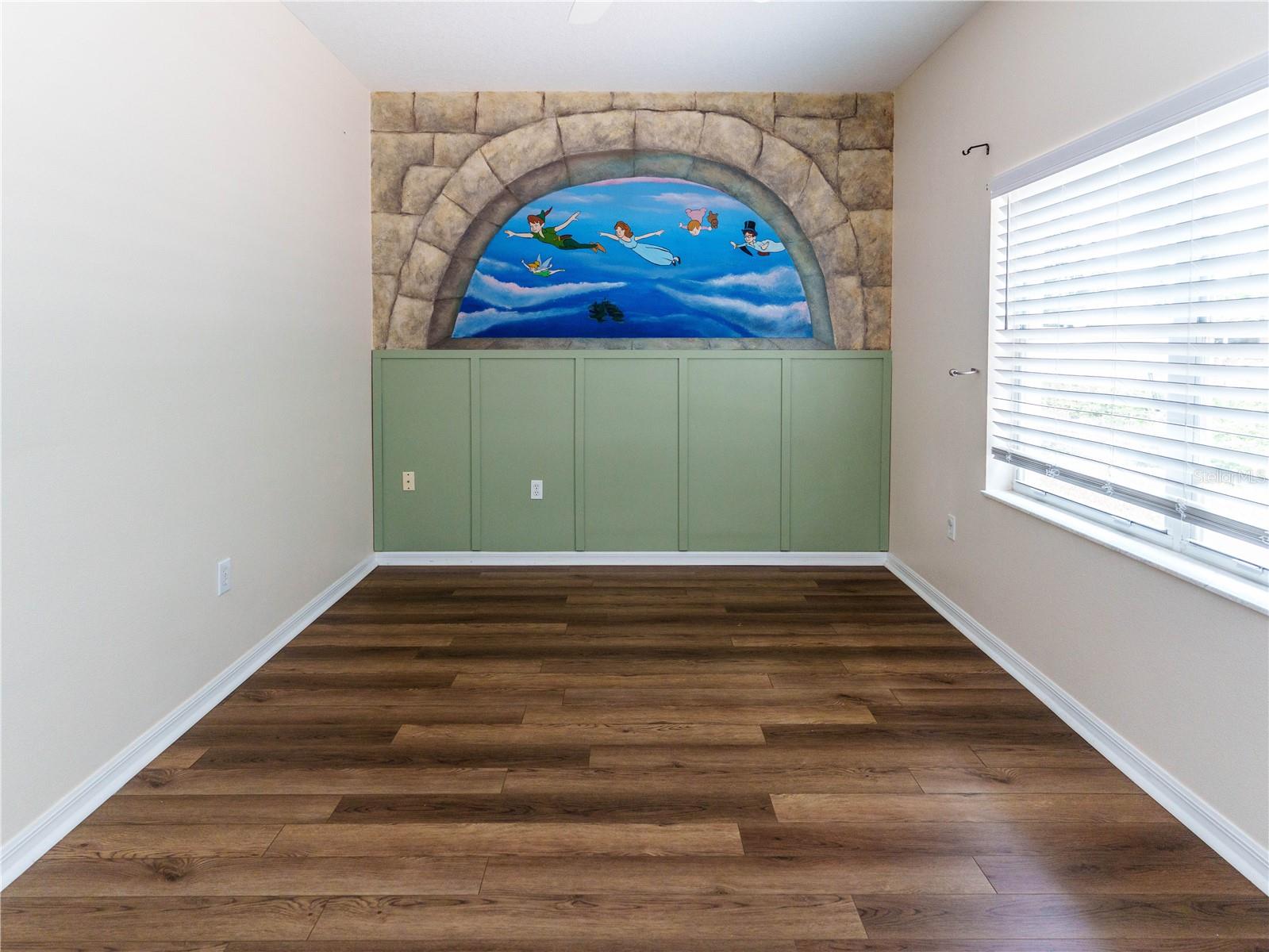 8153 BAYTREE DR — photo 39