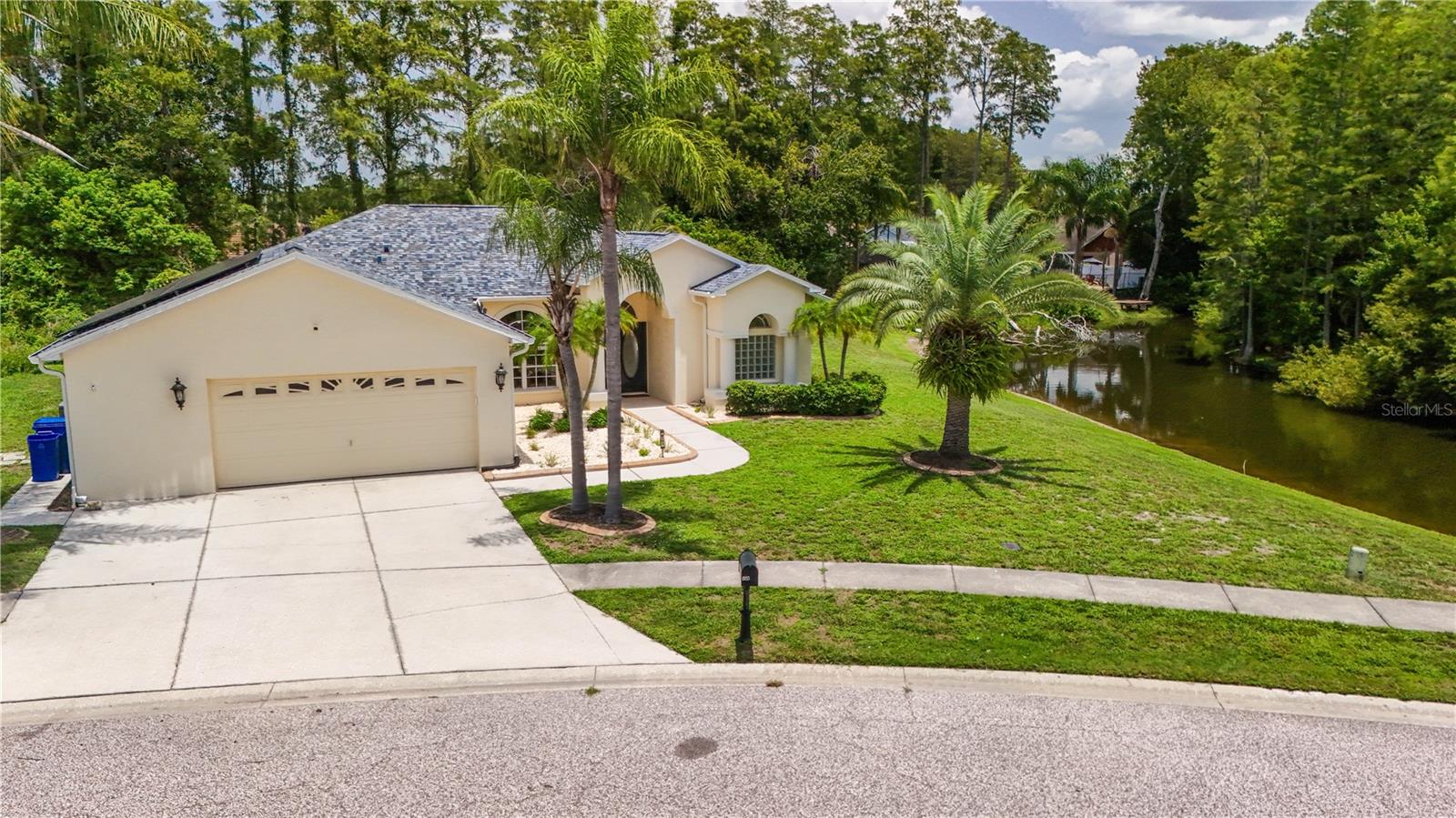 8153 BAYTREE DR — photo 3