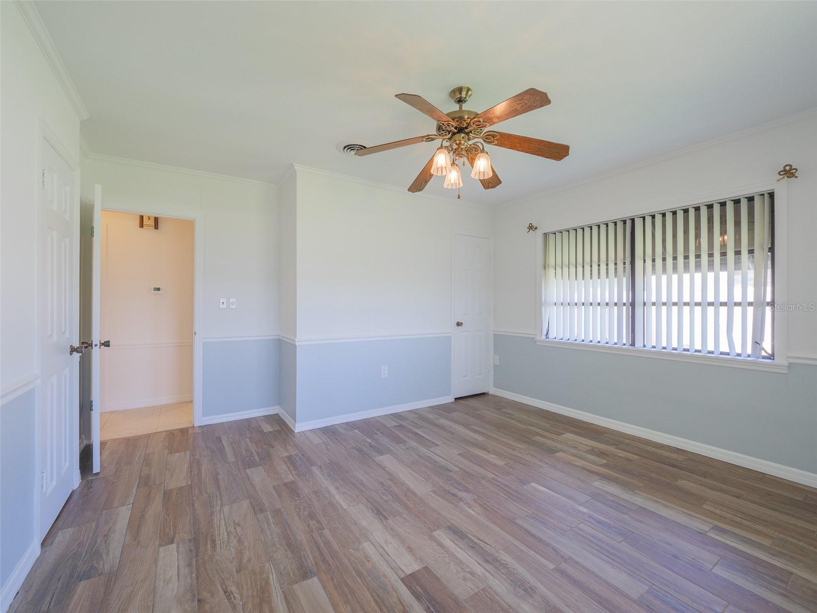 2410 RIVERSIDE DR E — photo 28