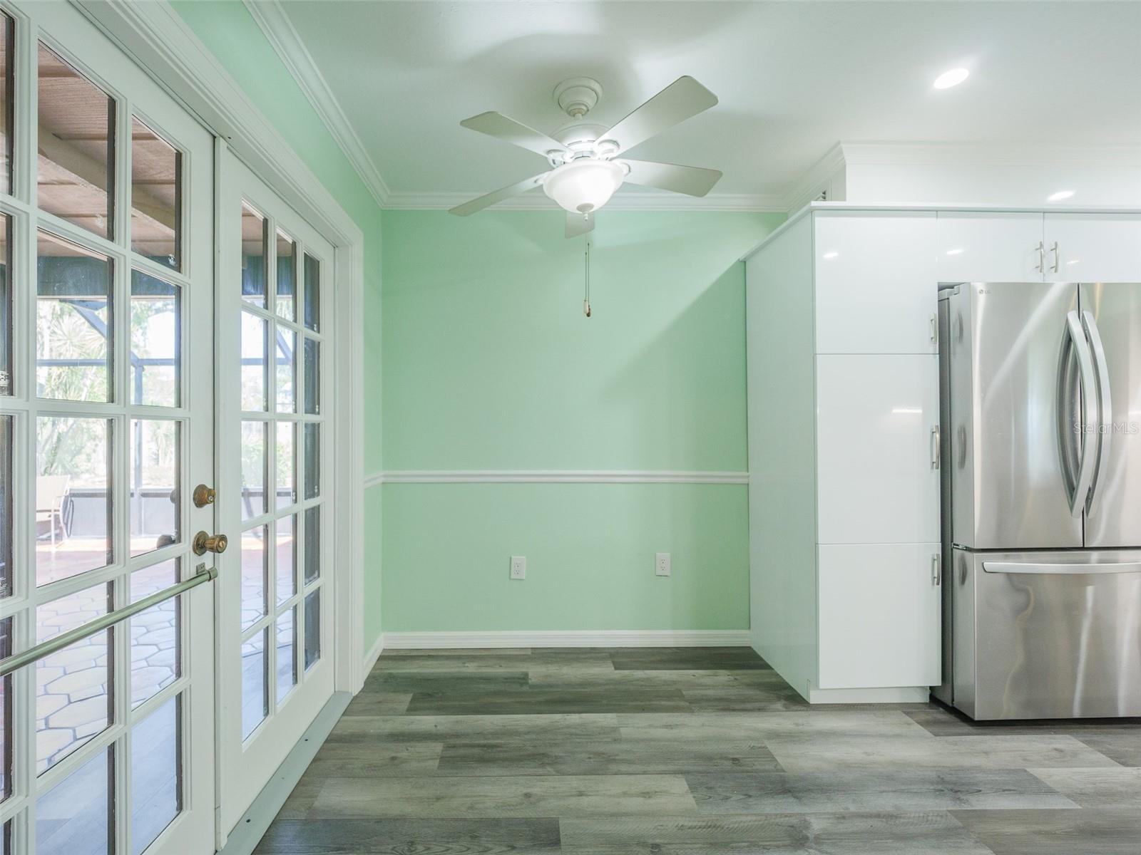 2410 RIVERSIDE DR E — photo 19