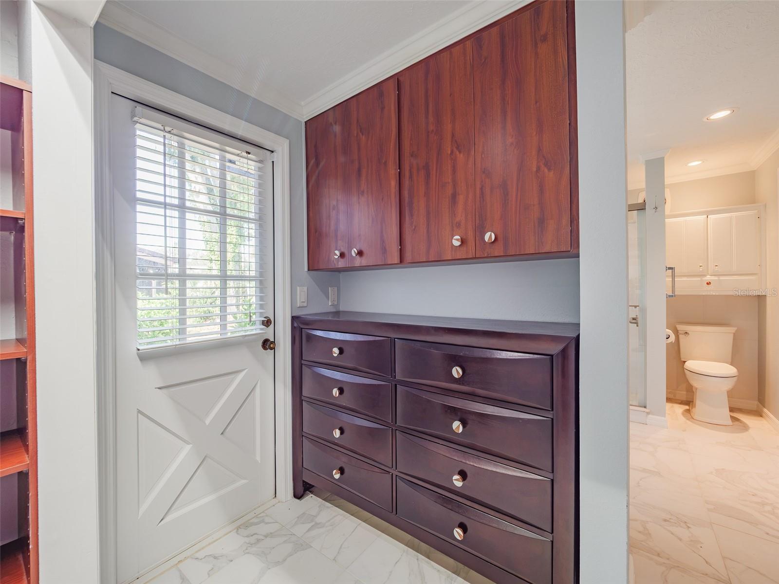 2410 RIVERSIDE DR E — photo 25