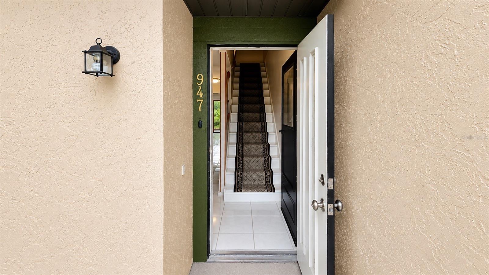 947 SUNRIDGE WAY #A3 — photo 2