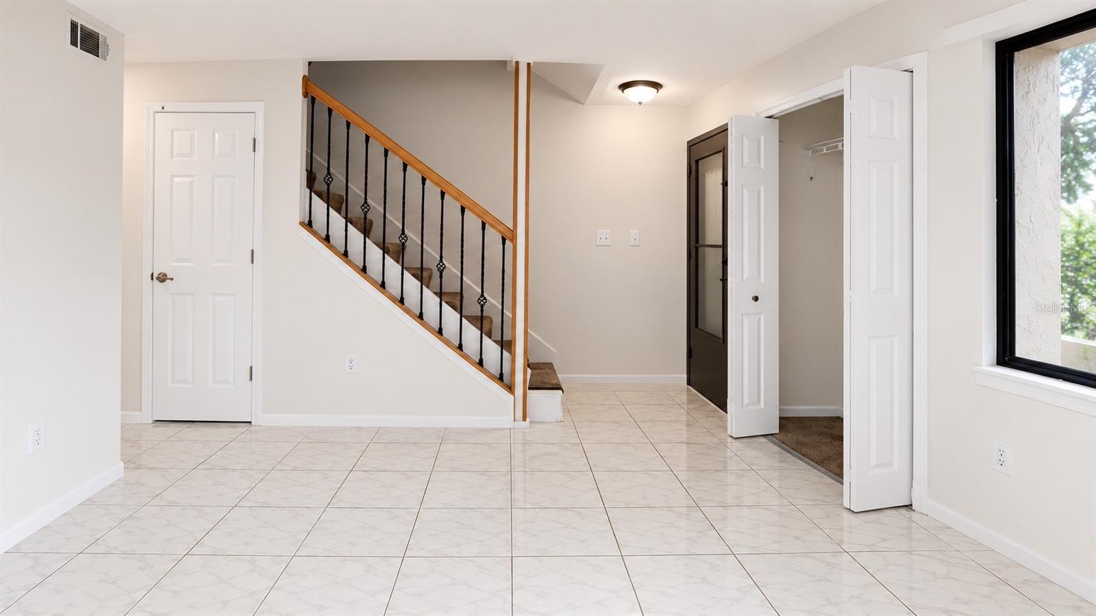 947 SUNRIDGE WAY #A3 — photo 4