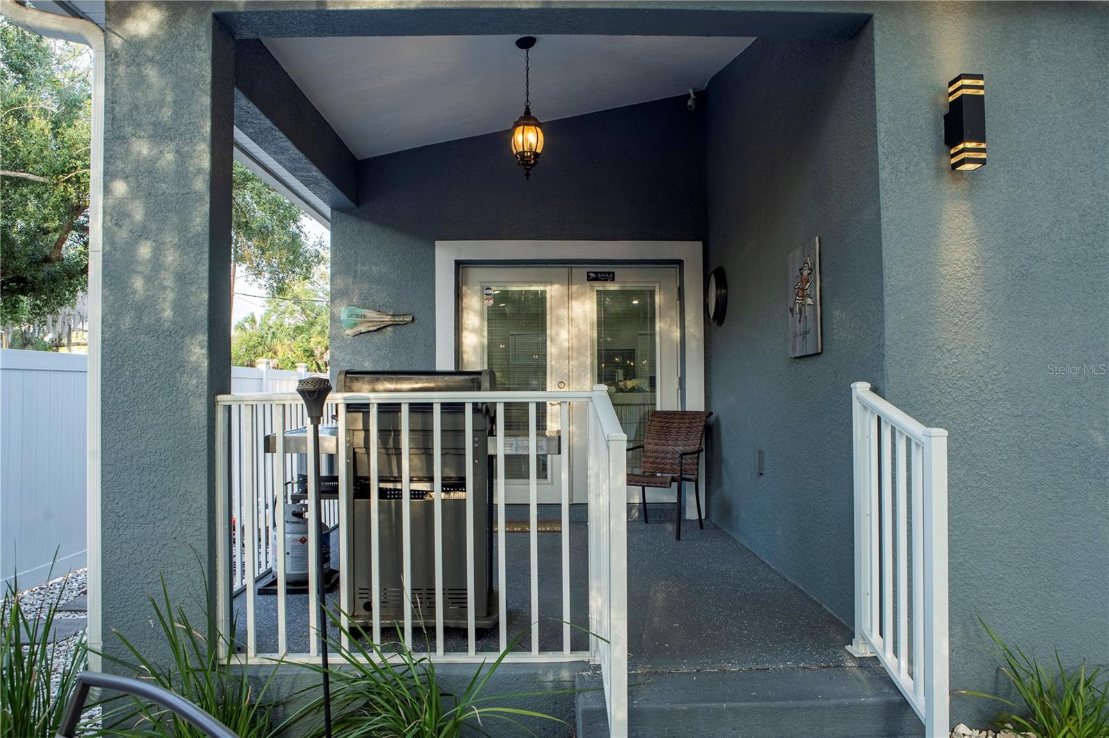 8608 N MITCHELL AVE — photo 32