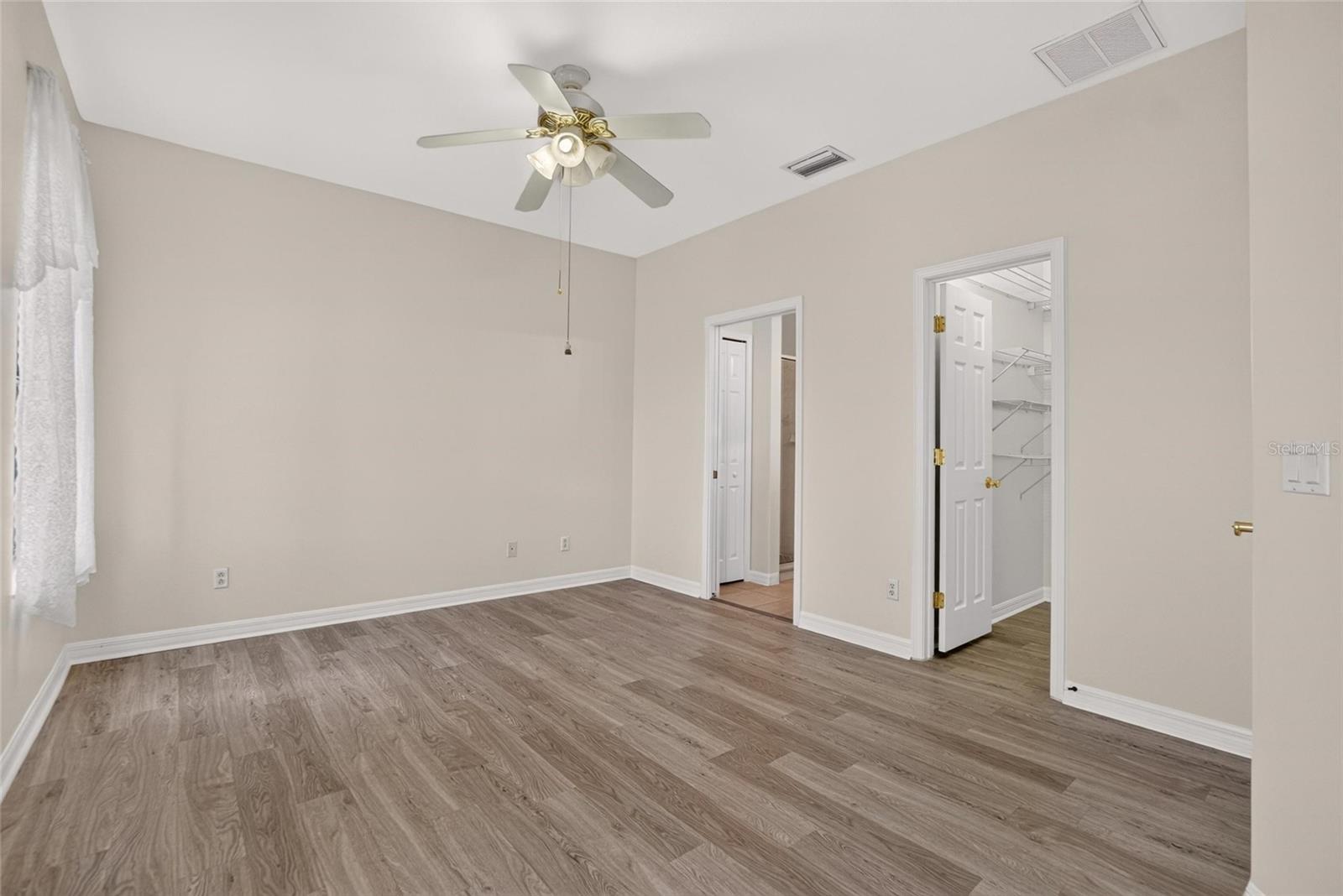 132 SHELL FALLS DR — photo 39