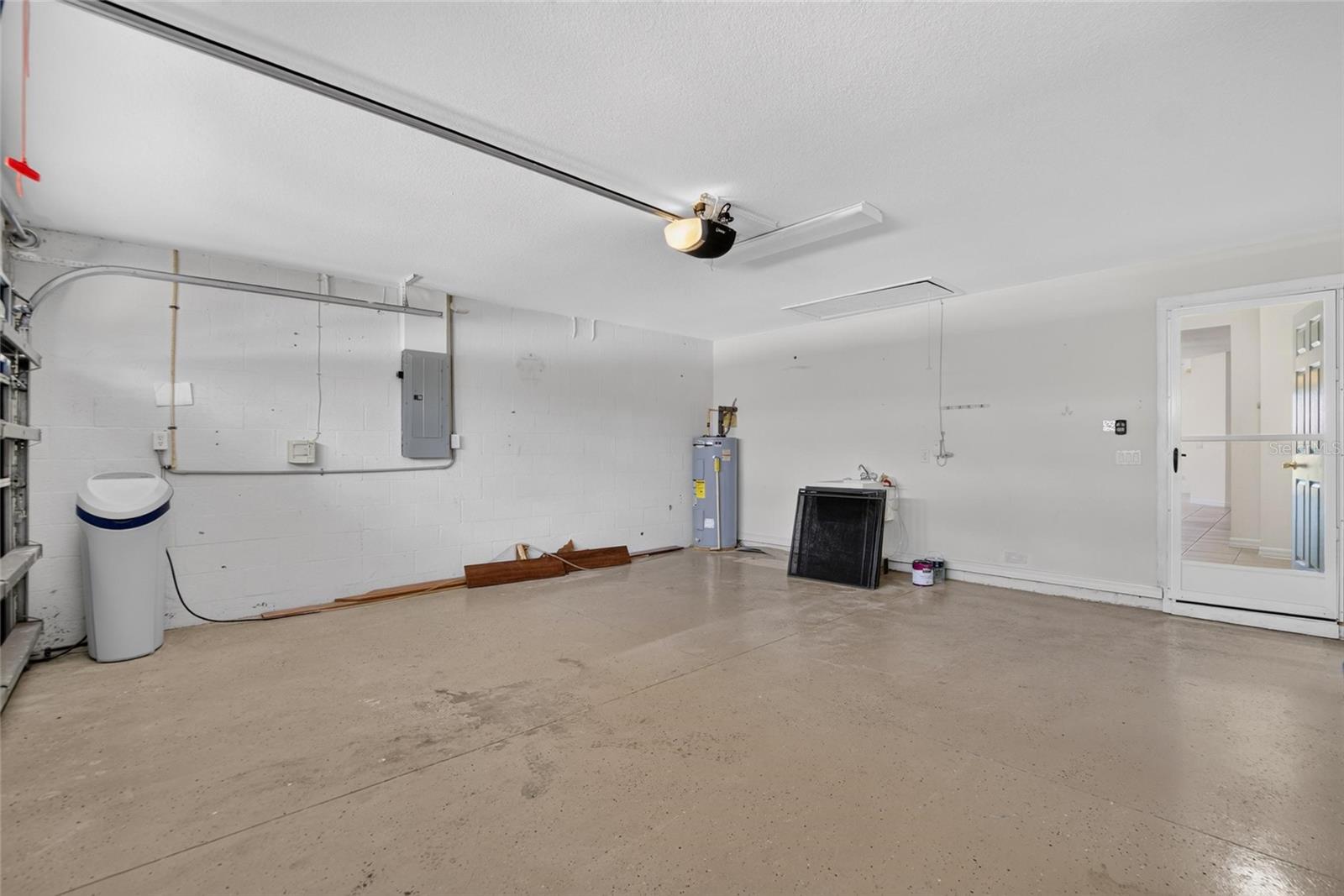 132 SHELL FALLS DR — photo 58
