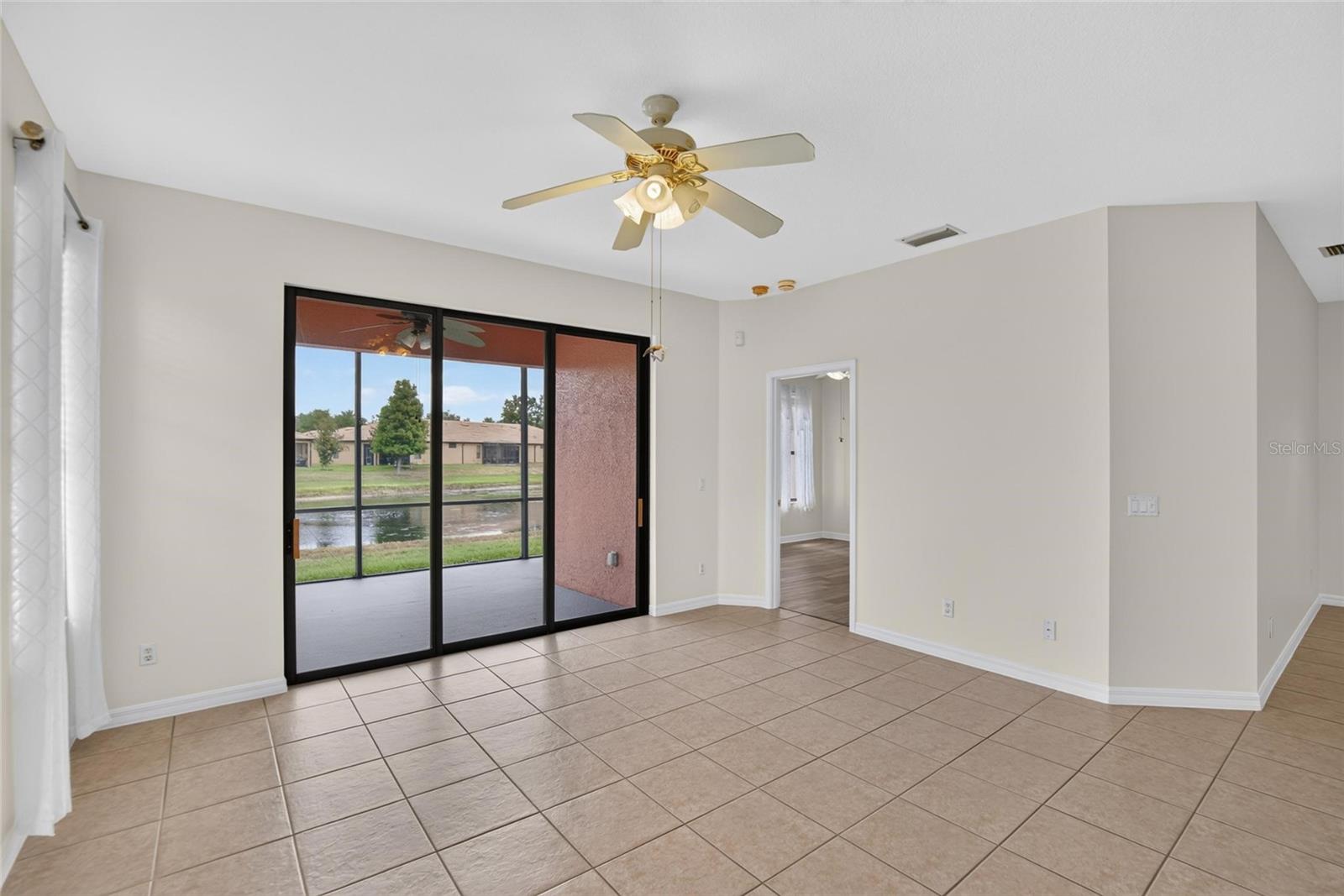 132 SHELL FALLS DR — photo 21