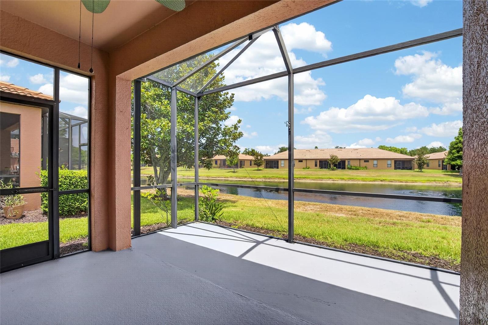 132 SHELL FALLS DR — photo 10
