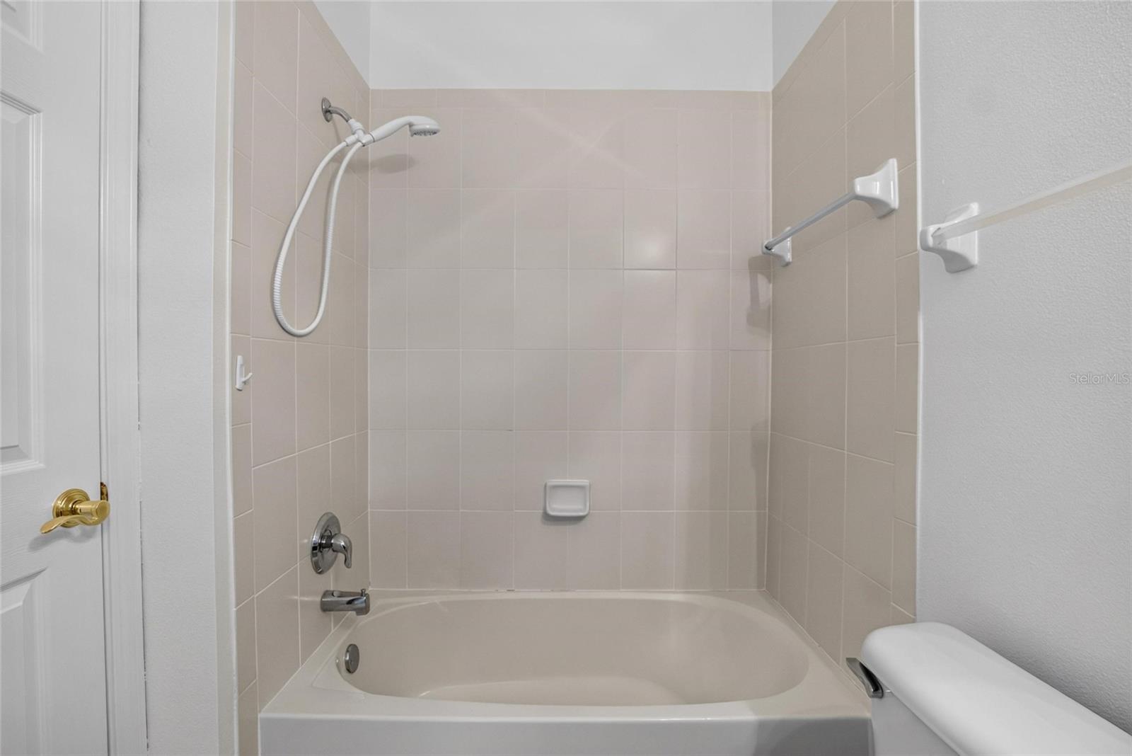 132 SHELL FALLS DR — photo 52