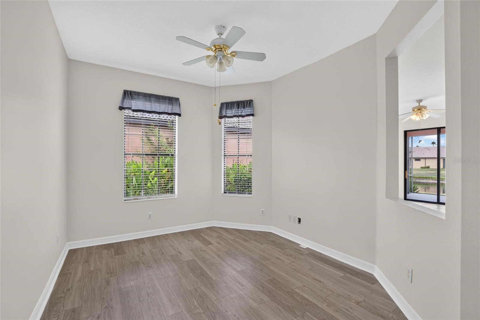 132 SHELL FALLS DR — photo 55
