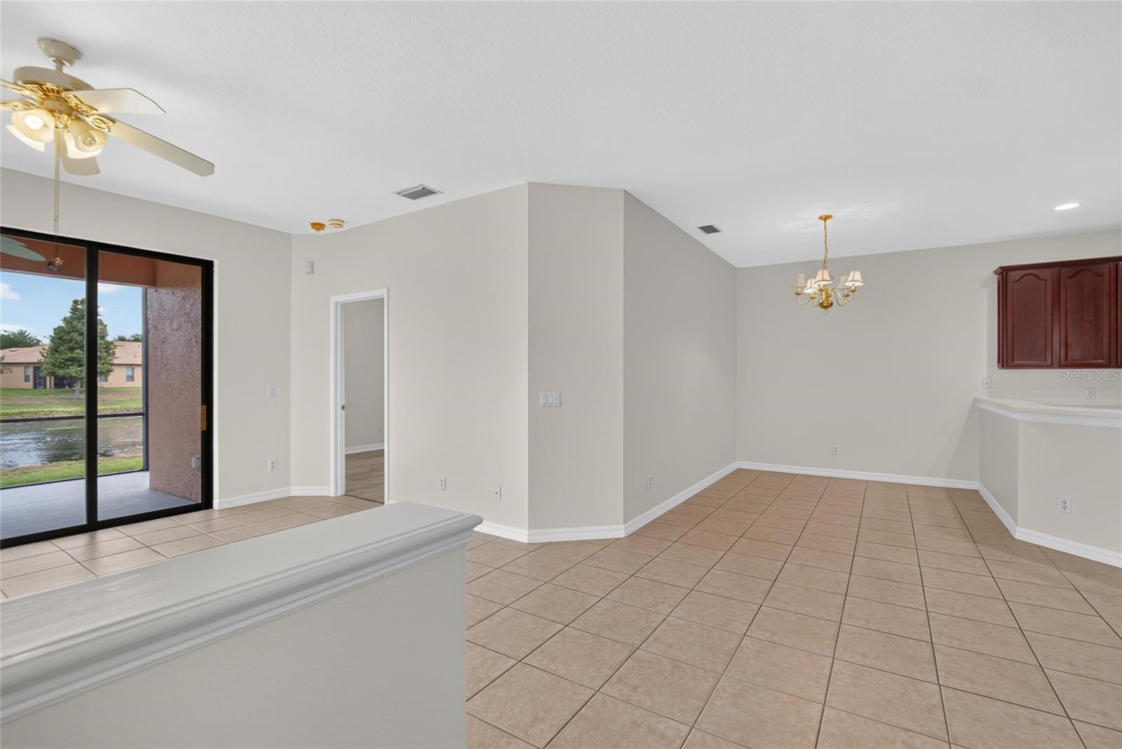 132 SHELL FALLS DR — photo 24