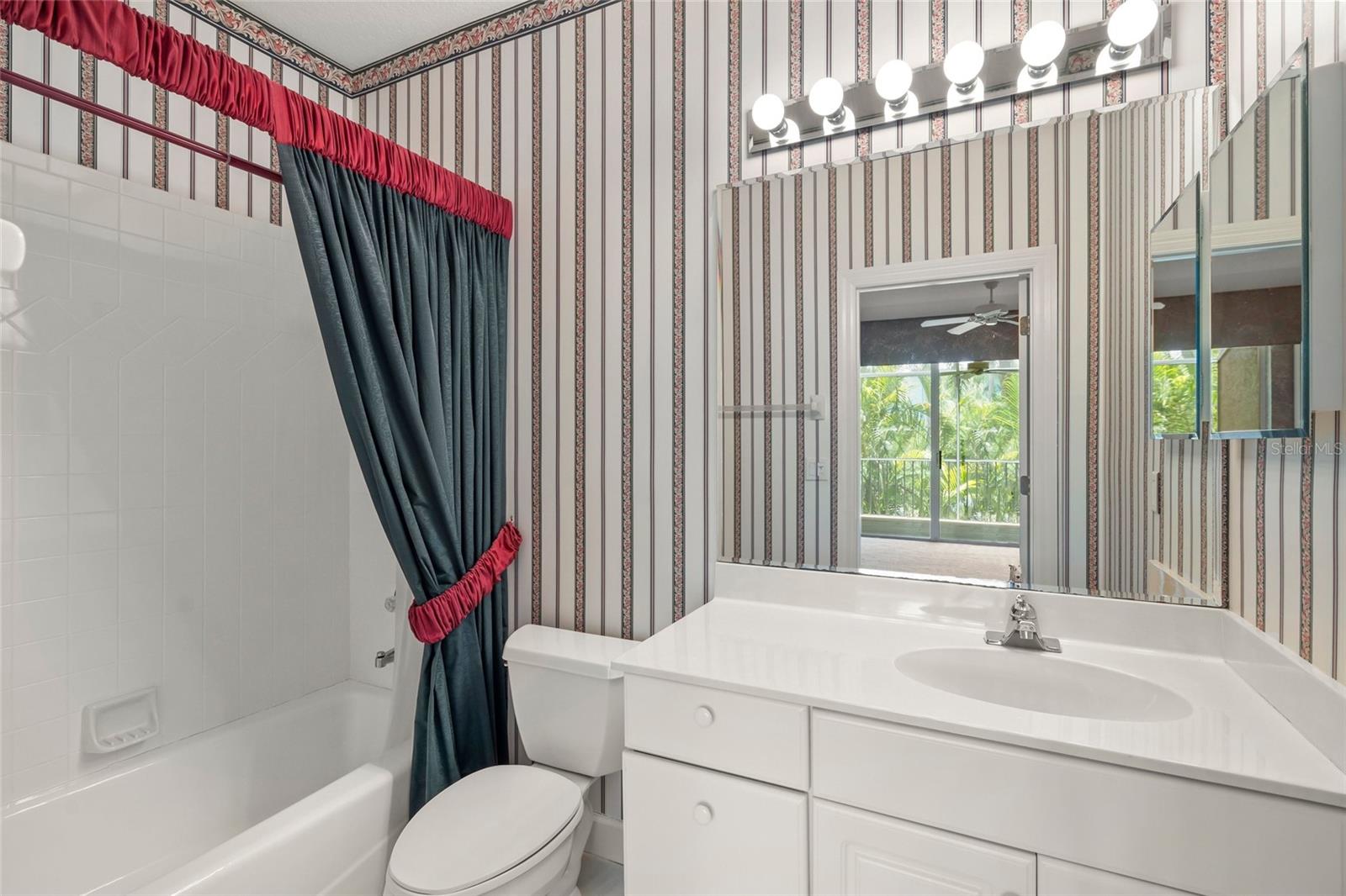 3954 HAMILTON CLUB CIR #14 — photo 18