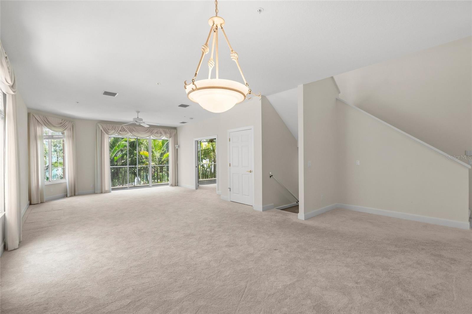 3954 HAMILTON CLUB CIR #14 — photo 8