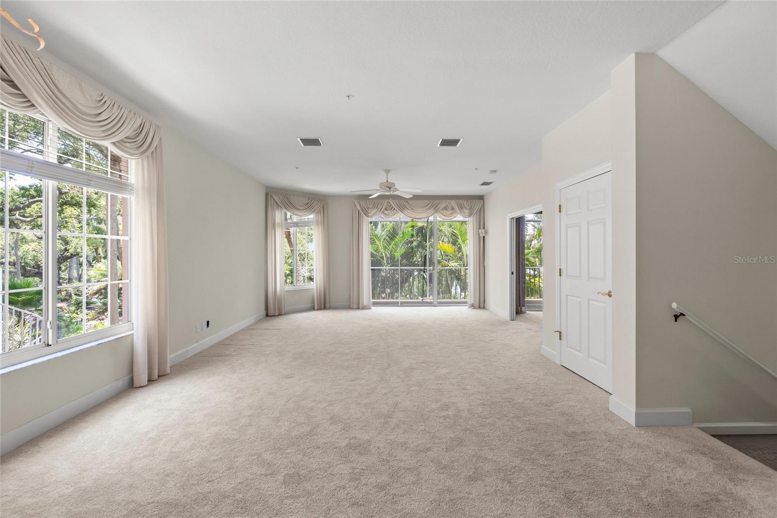 3954 HAMILTON CLUB CIR #14 — photo 9