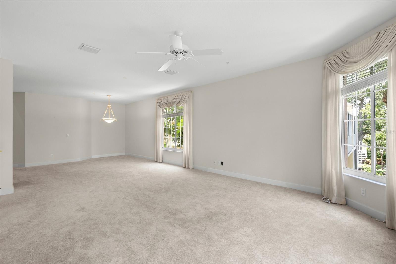 3954 HAMILTON CLUB CIR #14 — photo 13