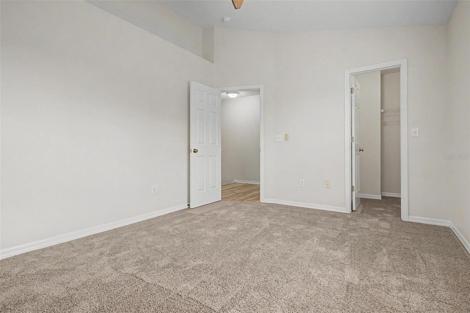 12216 COUNTRY WHITE CIR — photo 13