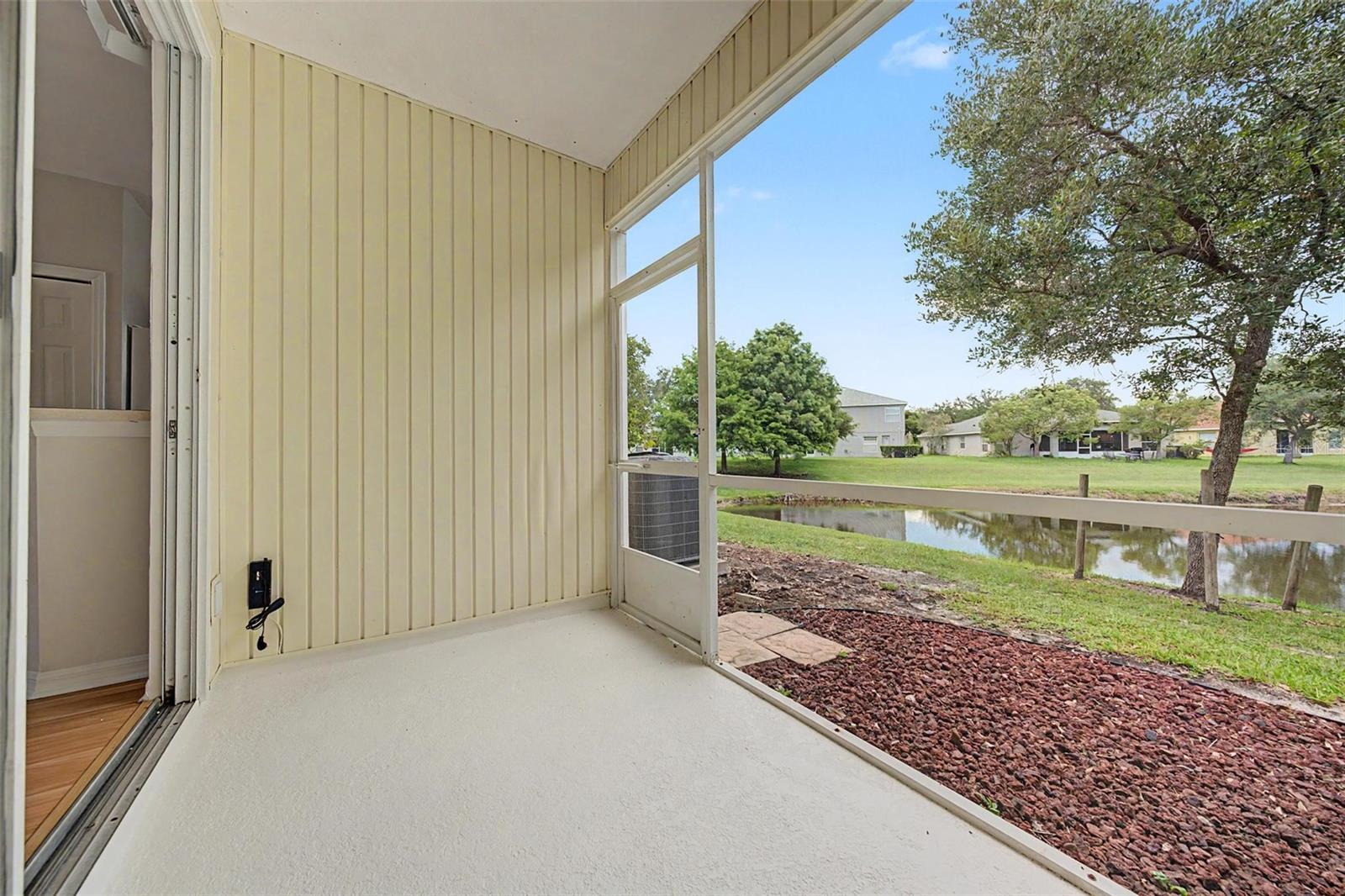 12216 COUNTRY WHITE CIR — photo 21