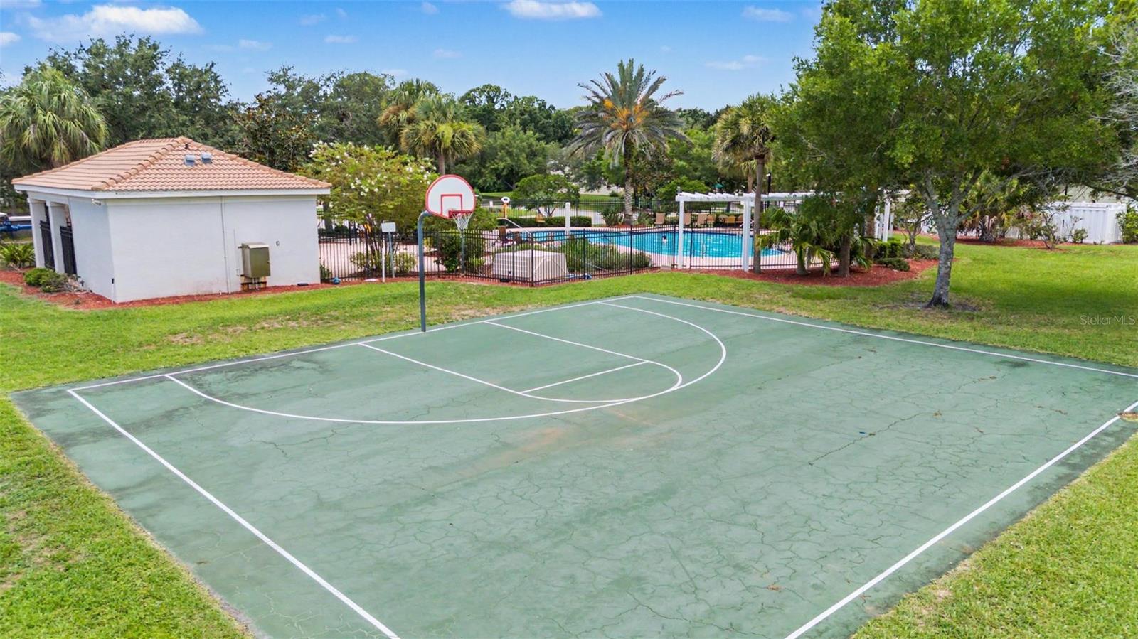 12216 COUNTRY WHITE CIR — photo 27