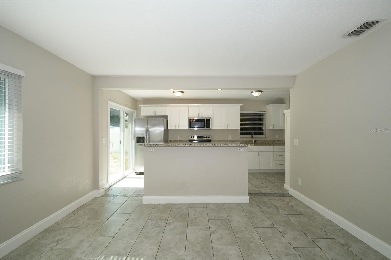 4517 S CLARK AVE — photo 13