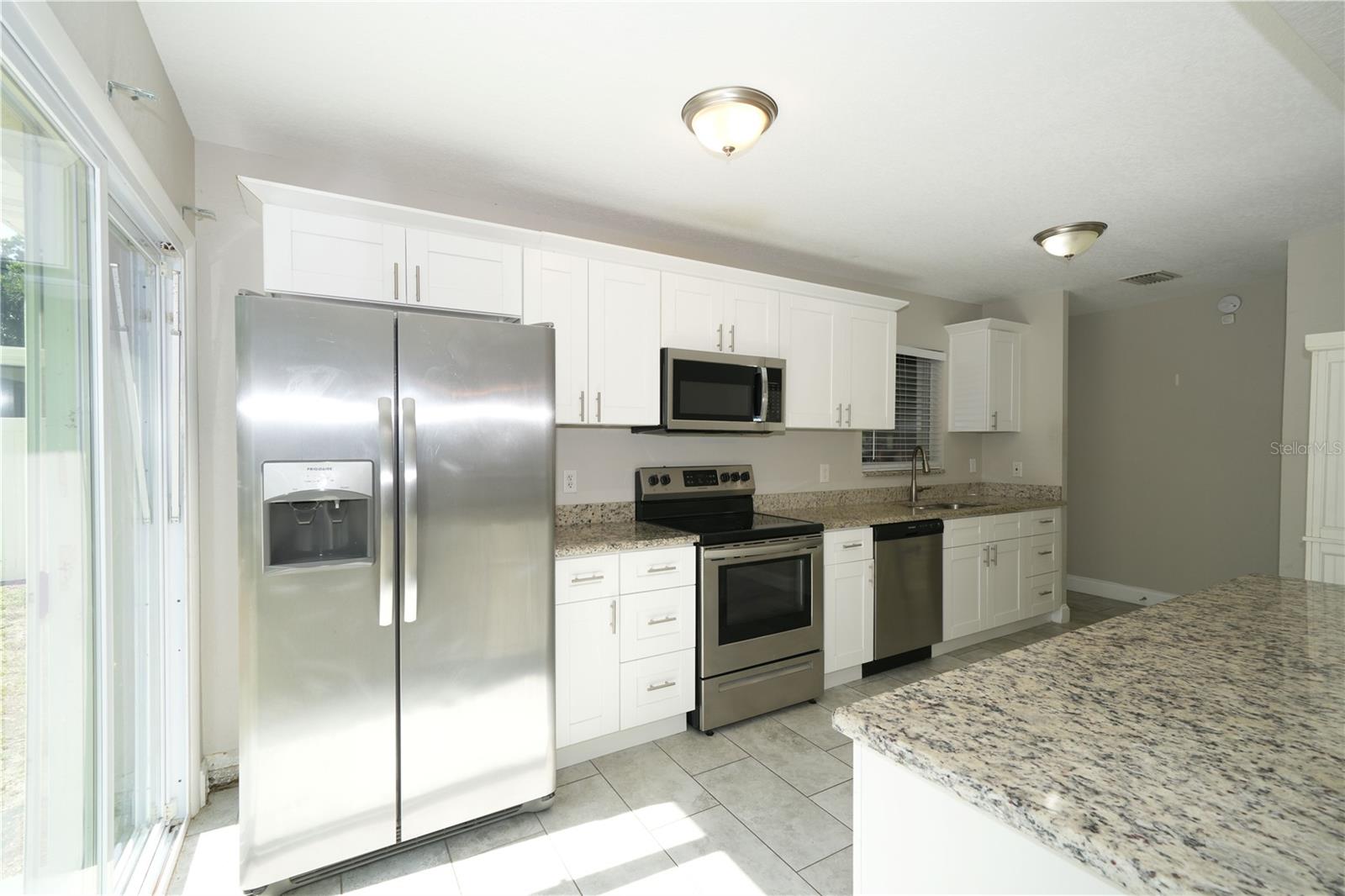 4517 S CLARK AVE — photo 11